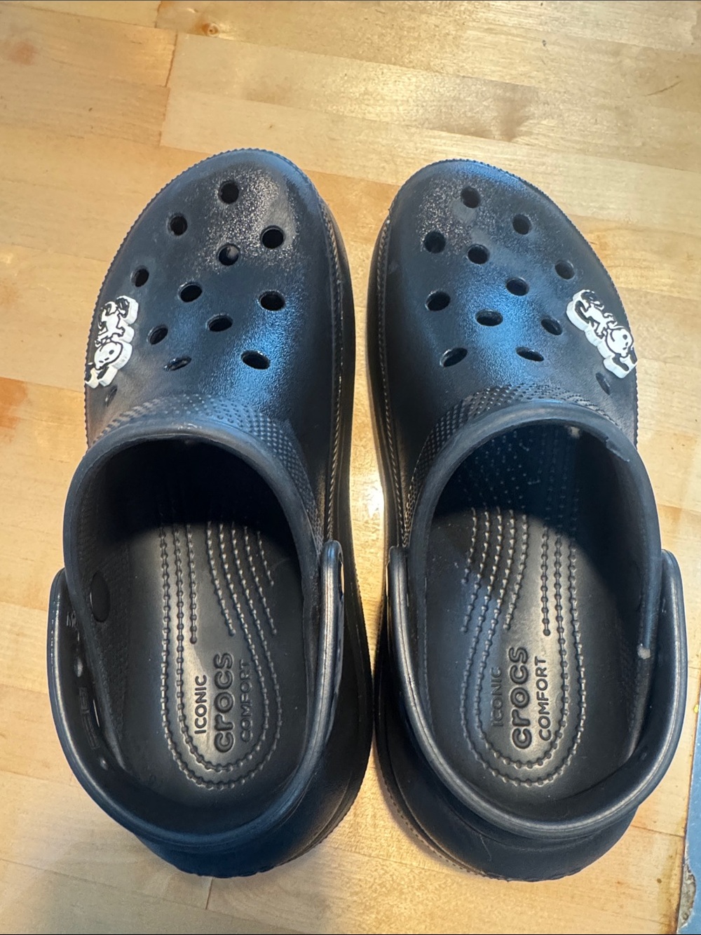 CROCS woman’s Classic Clog - Black